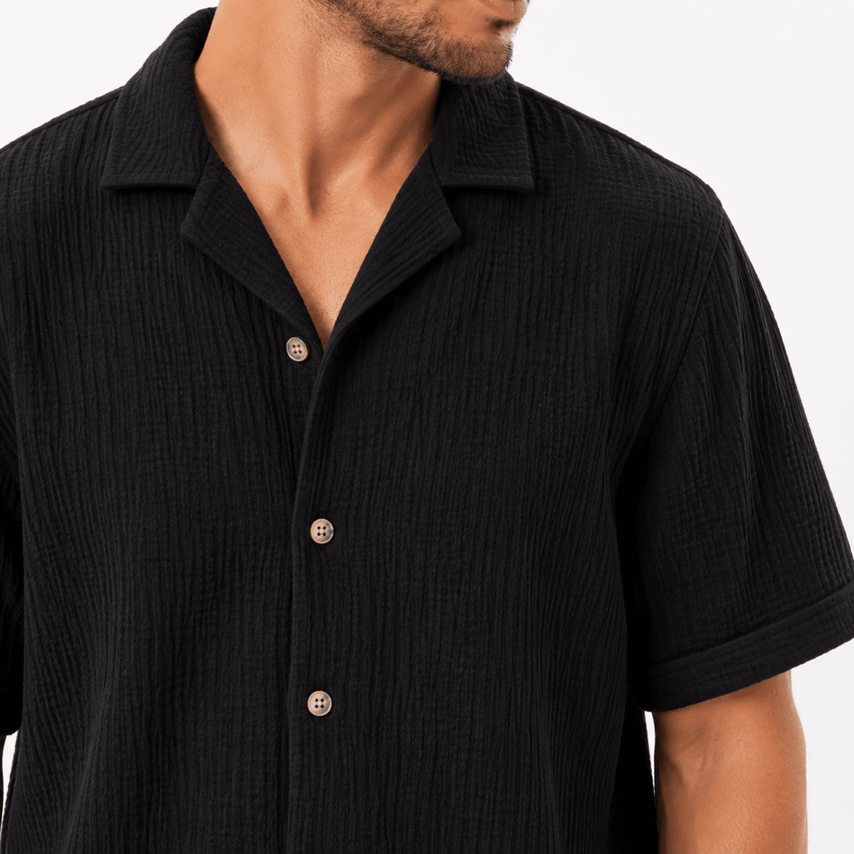 Men’s Black Textured Short-Sleeve Button-Up Shirt - MattiaCremasco
