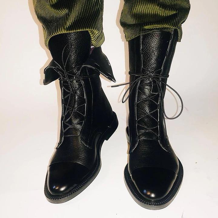 Women's Lace-Up Pointed Toe Ankle Boots - Mattia Cremasco